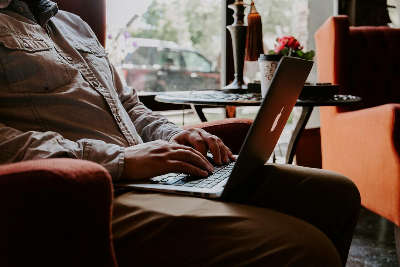 10 Tips to Develop Financial Wellness This Year