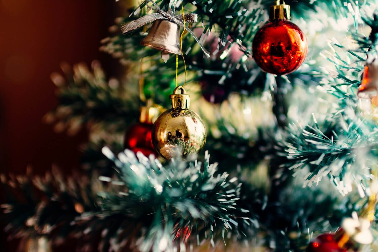 Dos and Don’ts for Investing During the Holidays