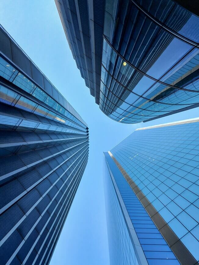 New Year’s Financial Resolutions to Implement Now