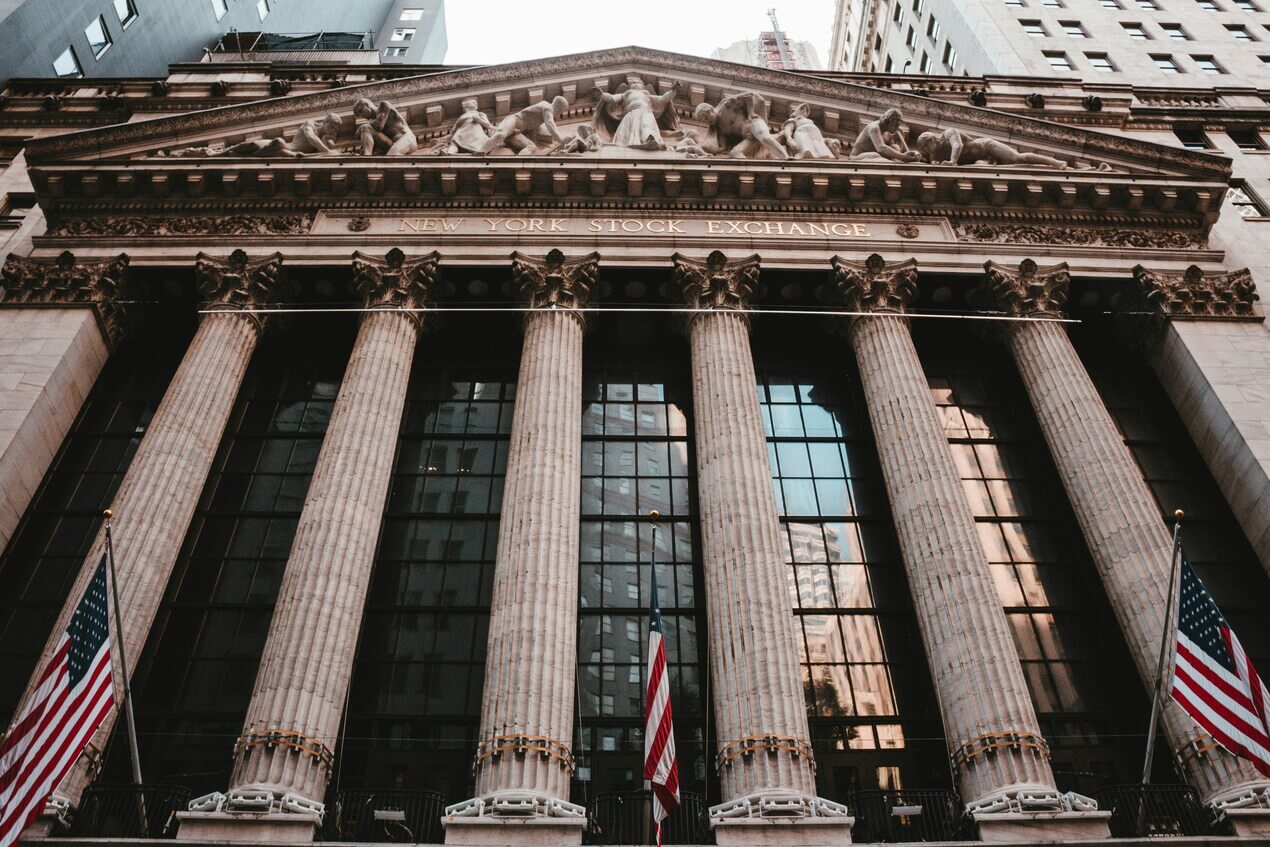 Wall Street Wisdom: Wise Words from Warren Buffett and Other Great Investors